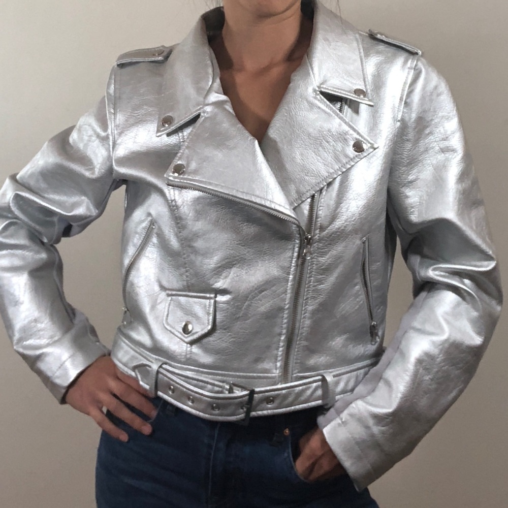 Silver Jacket With Real Pockets - Picture 7 of 8